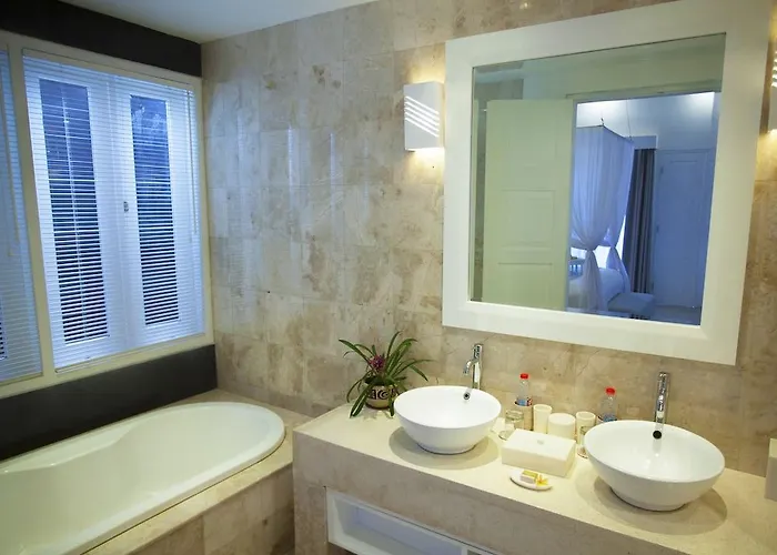 Lakshmi Hotel Seminyak (Bali)
